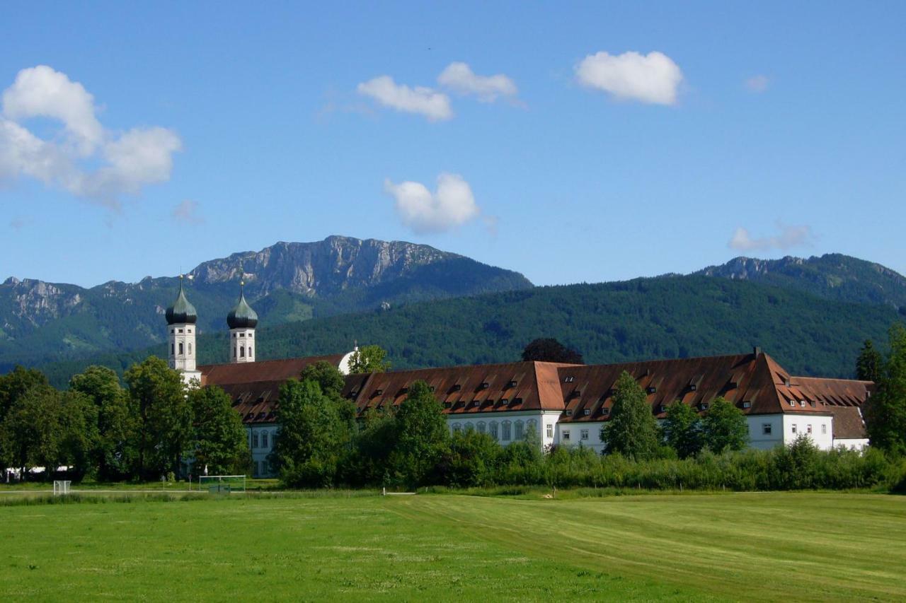 Kloster Benediktbeuern - Gastehaus Der Salesianer Don Bosco Eksteriør bilde